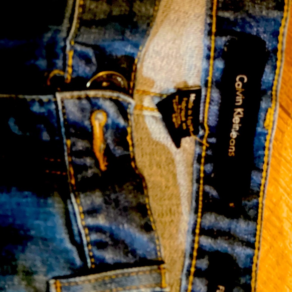 Jeans - Picture 2 of 4